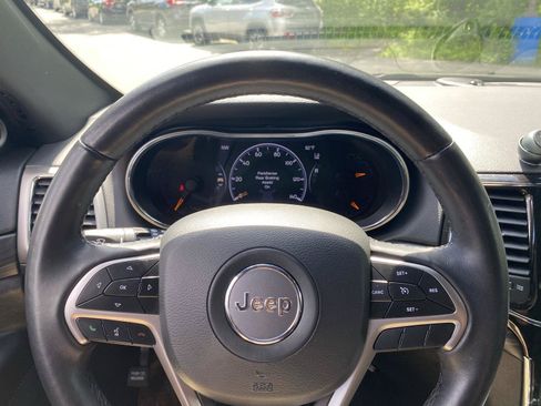 Used 2022 Jeep Grand Cherokee Laredo X AWD/4WD image 22