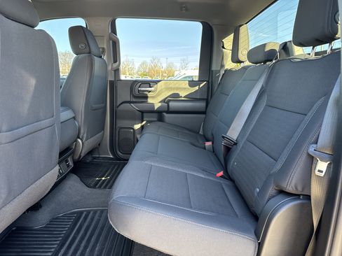 Used 2026 Chevrolet Silverado 2500 Custom w/ Custom Value Package image 28