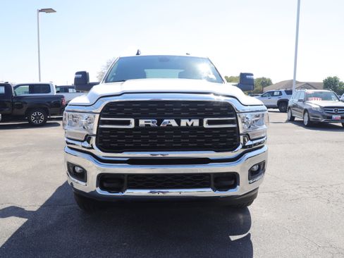 Used 2023 RAM 3500 Big Horn w/ Level 1 Equipment Group image 3