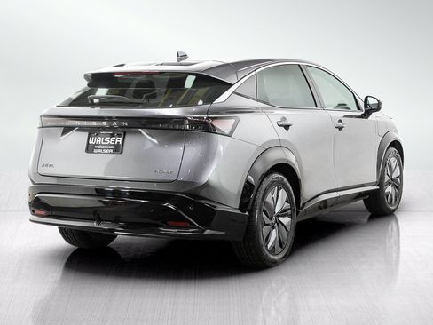 Used 2023 Nissan Ariya FWD image 5