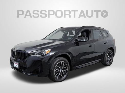 Used 2025 BMW X1 xDrive28i w/ M Sport Package AWD/4WD image 1