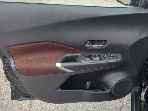 Used 2024 Nissan Kicks SR FWD image 21