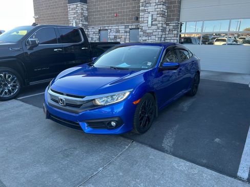 Used 2018 Honda Civic EX-T image 7