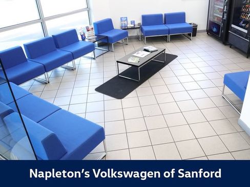 Used 2023 Jeep Compass Latitude AWD/4WD image 10