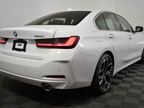 New 2026 BMW 330i Sedan w/ Convenience Package image 7