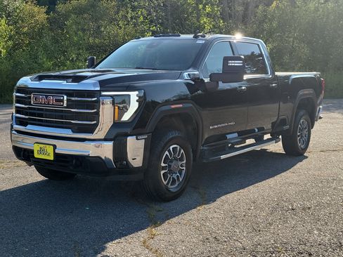 Used 2024 GMC Sierra 2500 SLE w/ SLE Value Package; AWD/4WD image 1