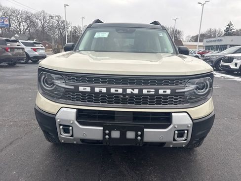 Used 2025 Ford Bronco Sport Badlands image 3