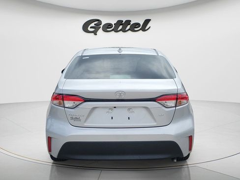 Used 2024 Toyota Corolla LE image 6