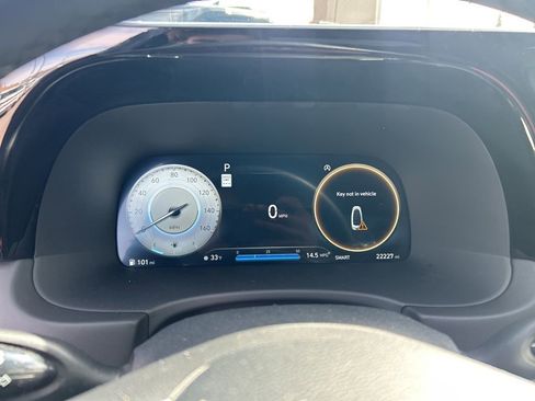 Used 2024 Hyundai Palisade Calligraphy image 15