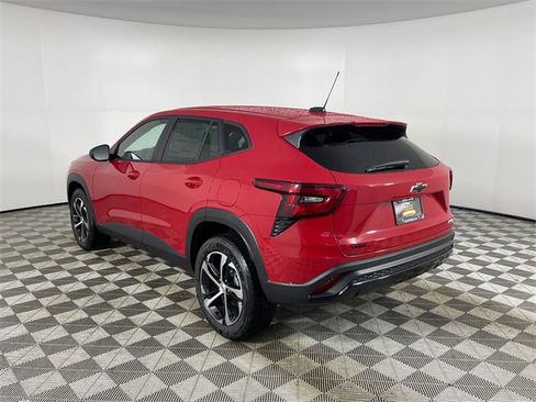 New 2026 Chevrolet Trax RS w/ Driver Confidence Package image 19