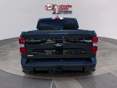 Used 2025 Ford Maverick Lobo AWD/4WD image 4