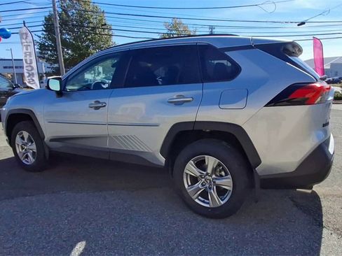 Used 2022 Toyota RAV4 XLE image 6
