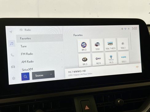 Used 2024 Lexus UX 250h F Sport FWD image 26