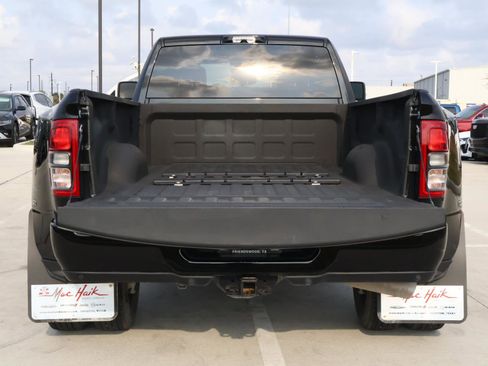 Used 2024 RAM 3500 Big Horn w/ Night Edition image 8