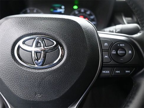 Used 2024 Toyota Corolla SE image 14