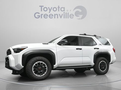 Used 2025 Toyota 4Runner 4WD image 4