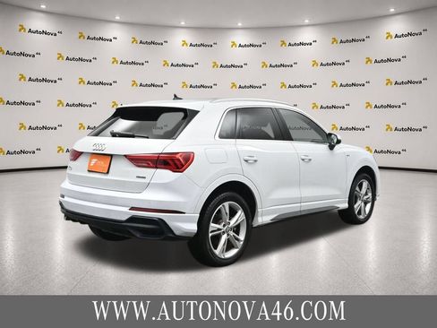 Used 2020 Audi Q3 2.0T Premium Plus w/ Premium Plus Package AWD/4WD image 9