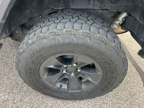 Used 2020 Jeep Wrangler Sport AWD/4WD image 10