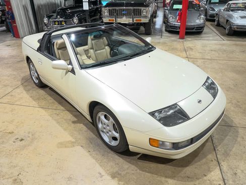 Used 1993 Nissan 300ZX Base 2dr Convertible image 13