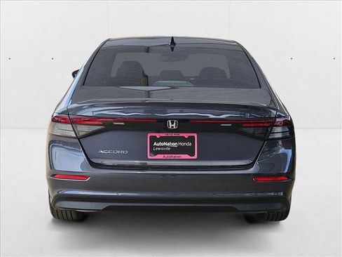 New 2025 Honda Accord SE image 7