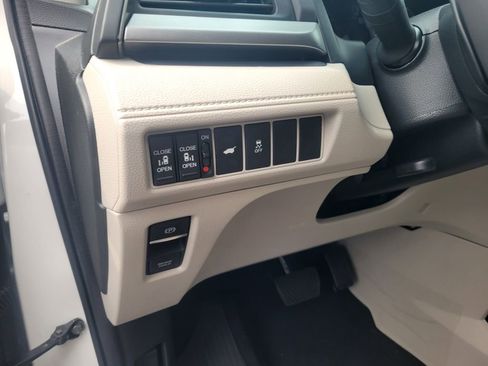 New 2025 Honda Odyssey EX-L image 16