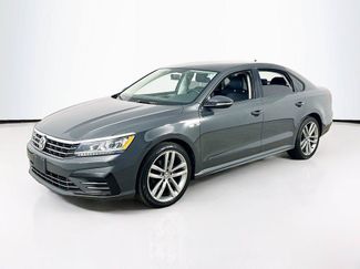 Used 2018 Volkswagen Passat 2.0T R-Line w/ R-Line Lighting Package FWD video 1
