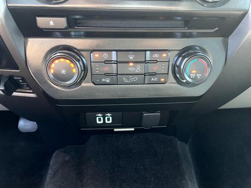 Used 2016 Ford F150 XLT w/ Equipment Group 302A Luxury AWD/4WD image 16