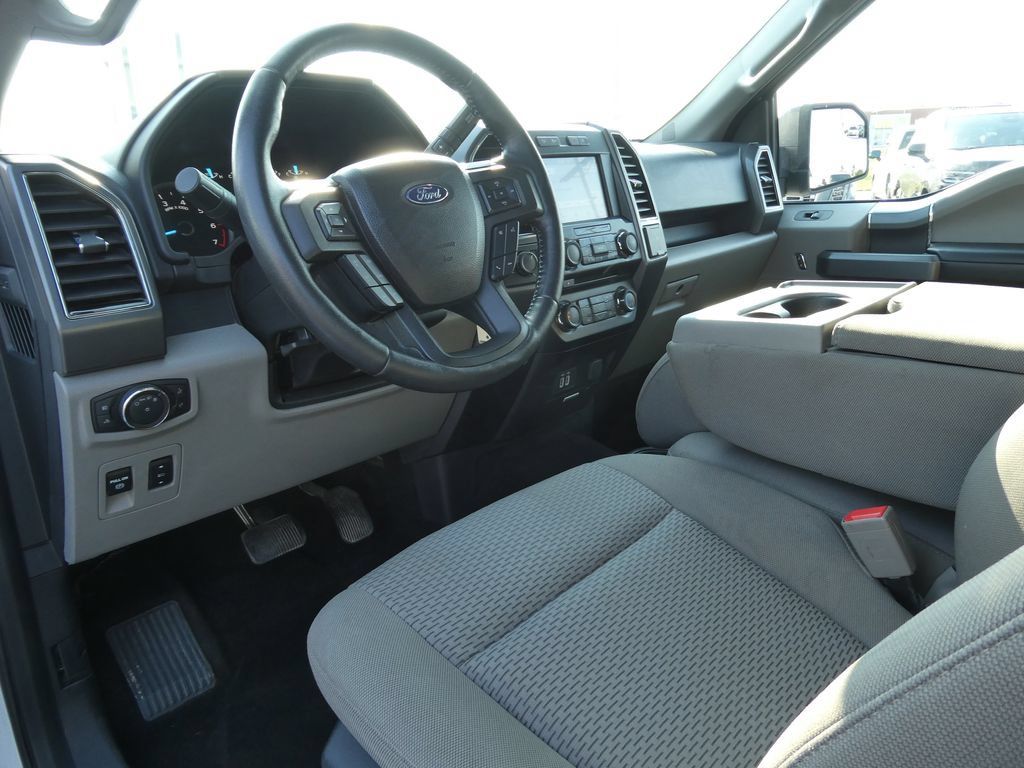 Used 2018 Ford F150 XLT w/ Equipment Group 302A Luxury AWD/4WD image 20