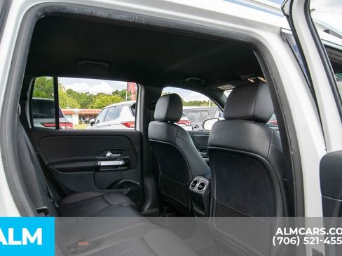 Used 2022 Mercedes-Benz GLB 250 w/ Premium Package Lite image 13