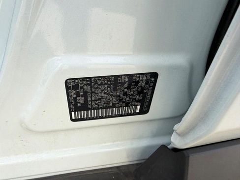 Used 2024 Nissan Rogue SL w/ SL Premium Package image 24