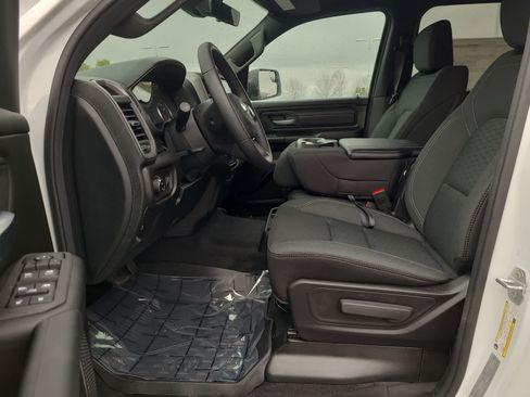 New 2026 RAM 1500 Classic Warlock image 19