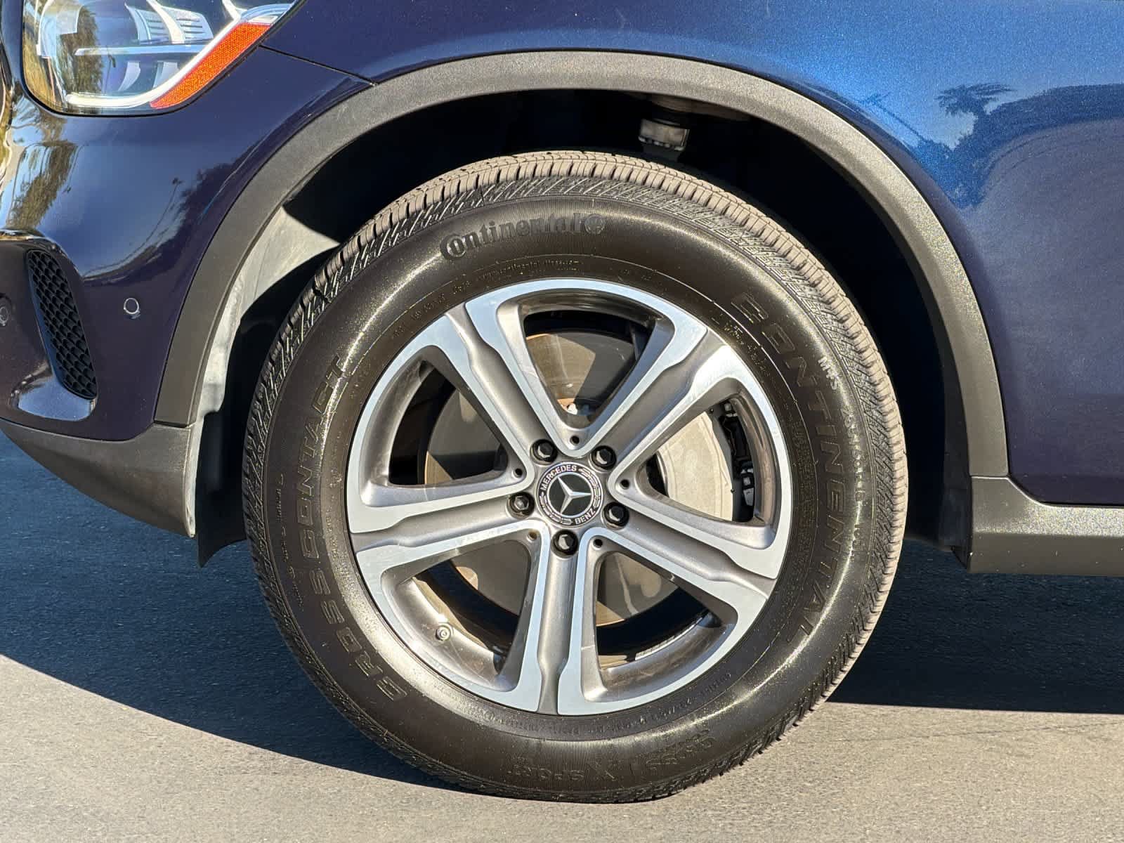 Used 2021 Mercedes-Benz GLC 300 4MATIC image 29
