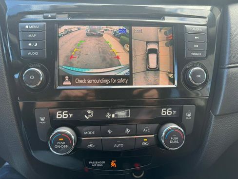 Used 2019 Nissan Rogue SV w/ Sun & Sound Touring Package image 20