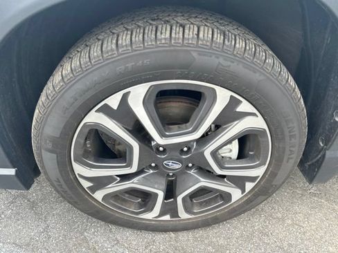 Used 2023 Subaru Ascent Limited w/ Technology Package AWD/4WD image 13