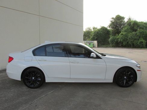 Used 2015 BMW 320i Sedan image 8