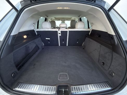 Used 2020 Mercedes-Benz GLE 350 4MATIC w/ Premium Package image 35