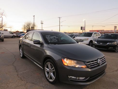 Used 2014 Volkswagen Passat TDI SEL Premium image 5
