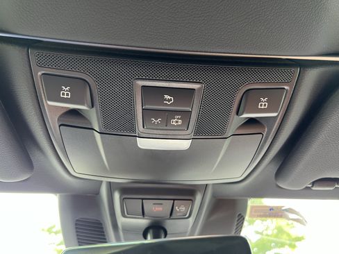 Used 2023 Mercedes-Benz E 450 Cabriolet image 29