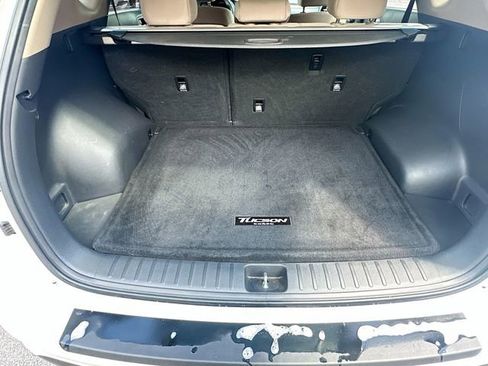 Used 2019 Hyundai Tucson SE AWD/4WD image 26
