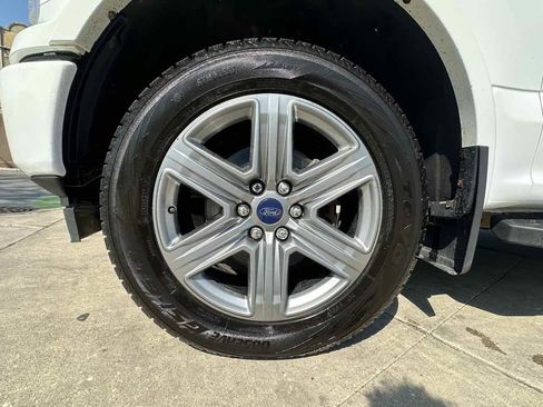 Used 2019 Ford F150 XLT w/ Equipment Group 302A Luxury image 9