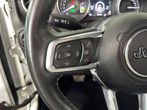 Used 2023 Jeep Wrangler Unlimited Sahara w/ Cold Weather Group image 15