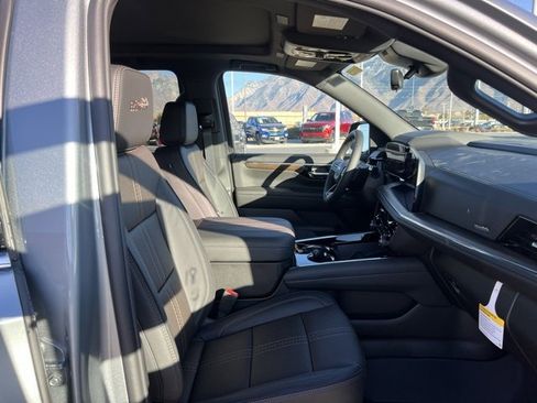 New 2026 Chevrolet Suburban High Country w/ Sun And Tow Package image 23