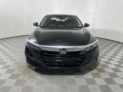 Used 2018 Honda Accord EX image 2