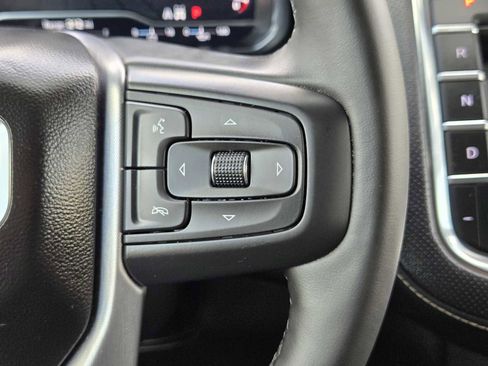 Certified 2024 GMC Yukon XL SLT w/ SLT Luxury Package AWD/4WD image 28