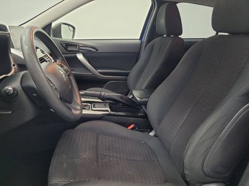 Used 2018 Mitsubishi Eclipse Cross LE AWD/4WD image 17