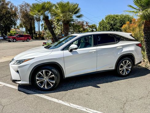 Used 2019 Lexus RX 450hL Premium w/ Premium Package AWD/4WD image 6