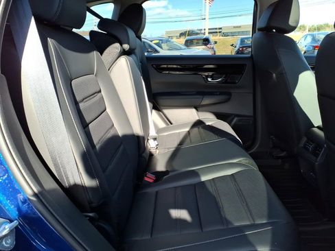 Used 2024 Honda CR-V EX-L image 8