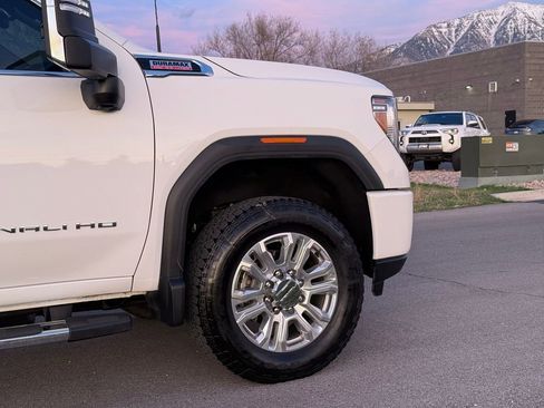 Used 2020 GMC Sierra 2500 Denali w/ Denali Ultimate Package AWD/4WD image 6