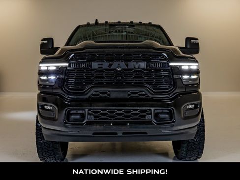 Used 2025 RAM 3500 Laramie AWD/4WD image 4