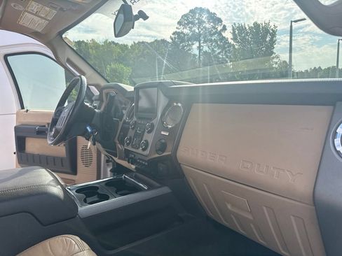 Used 2016 Ford F350 Lariat w/ Lariat Ultimate Package AWD/4WD image 37
